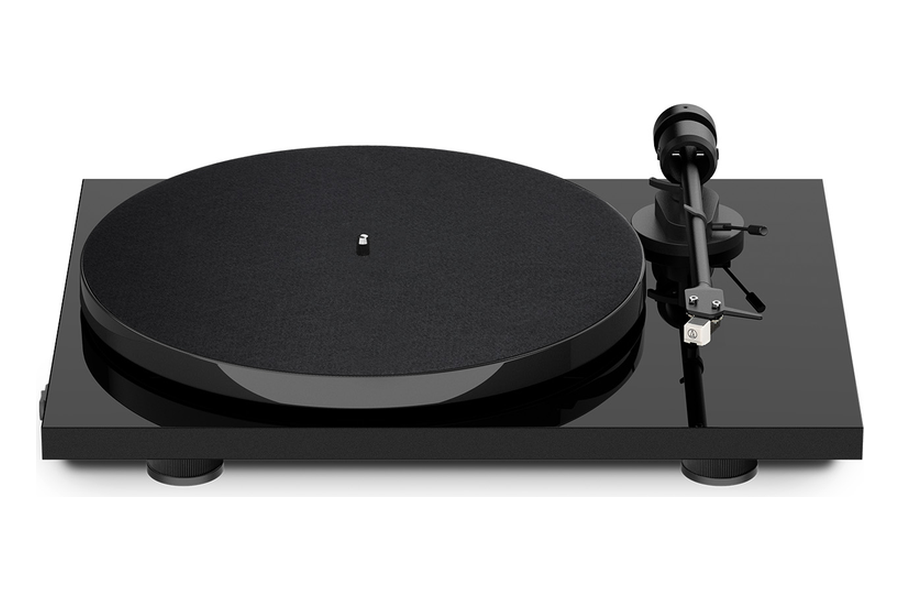Pro-Ject E1 Phono platenspeler met ingebouwde voorversterker