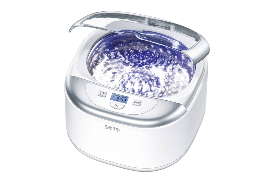 Sanitas SUR 42 ultrasoon reiniger van 550 ml met open deksel en display